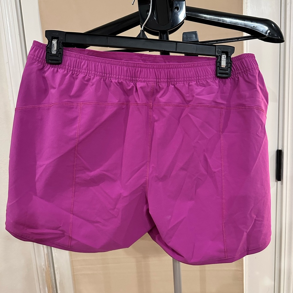 Lands' End Women's Athletic Shorts - Picture 2 of 3